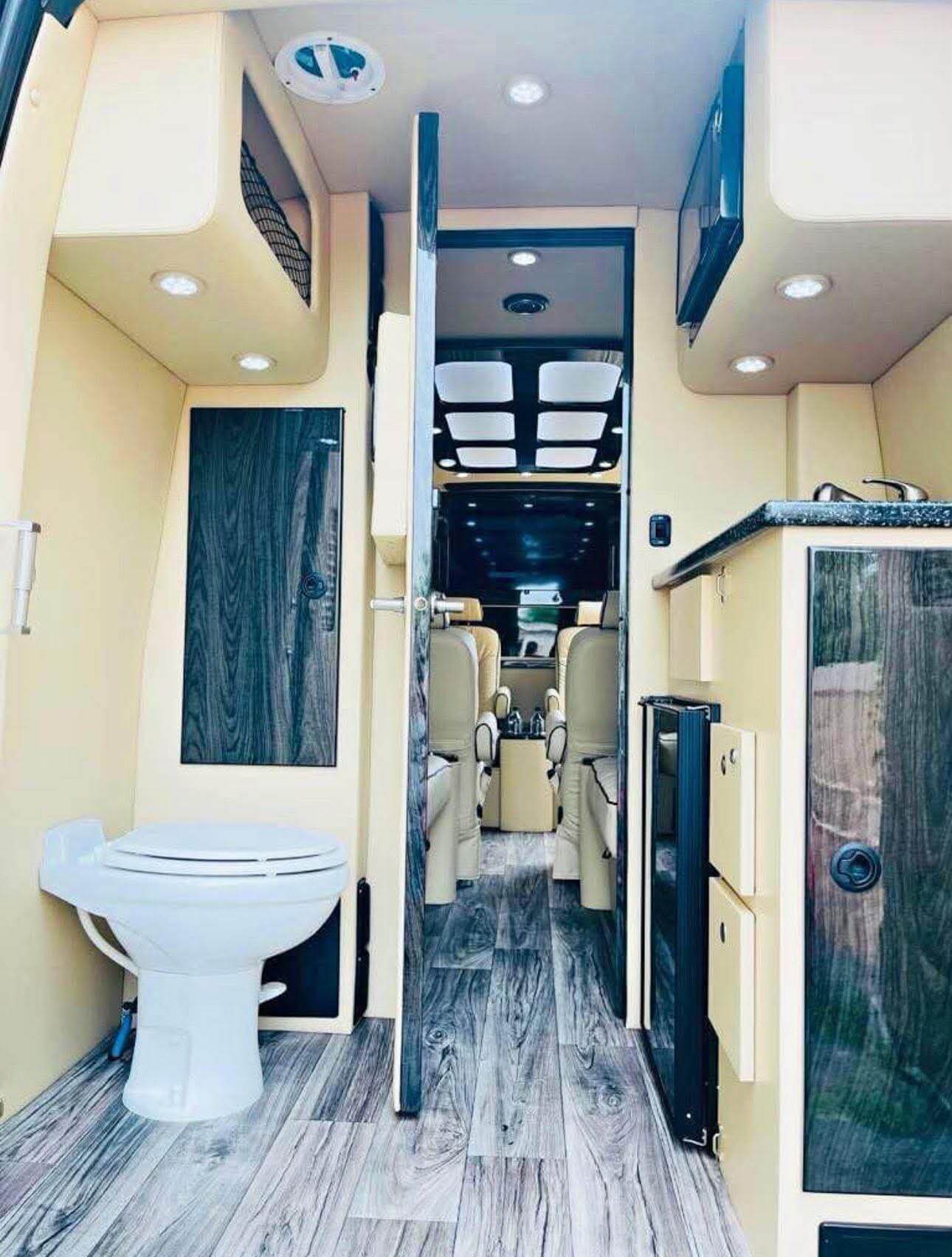 Executive Sprinter Limo with Bathroom — Philadelphia NJ