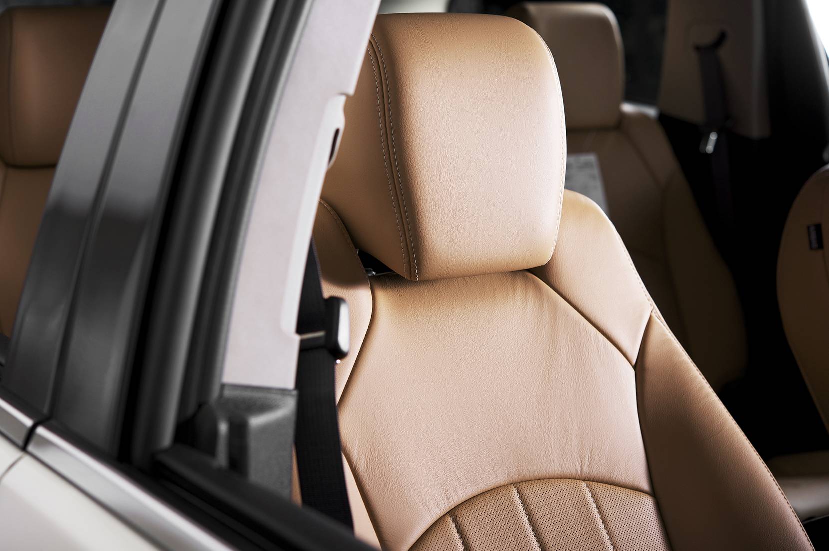 Luxury Leather Interior — LaGuardia Limo Service NJ